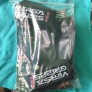 NIB VERSA set of training gripps